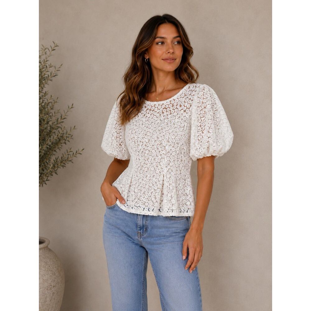 Gracia Floral Lace Peplum Top White Puff Sleeve Textured Embroidered Sz M